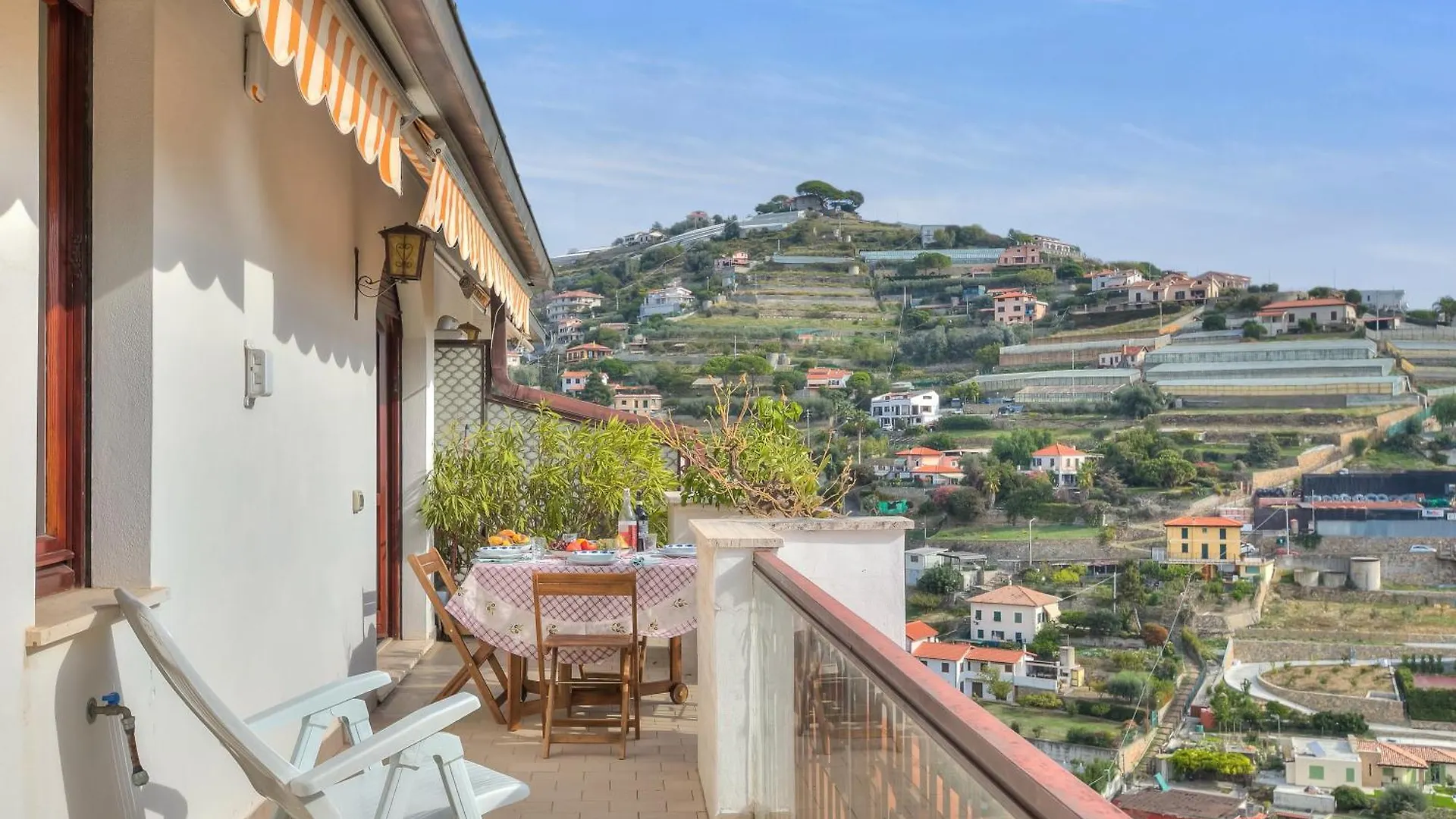 Rhapsody By The Sea - Happy Rentals Sanremo 0*,  Italy
